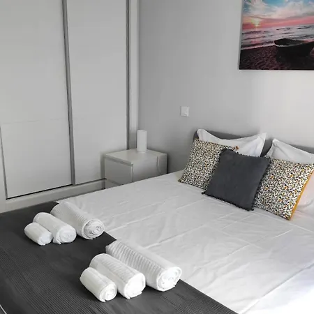 Apartment Areias 2 House *